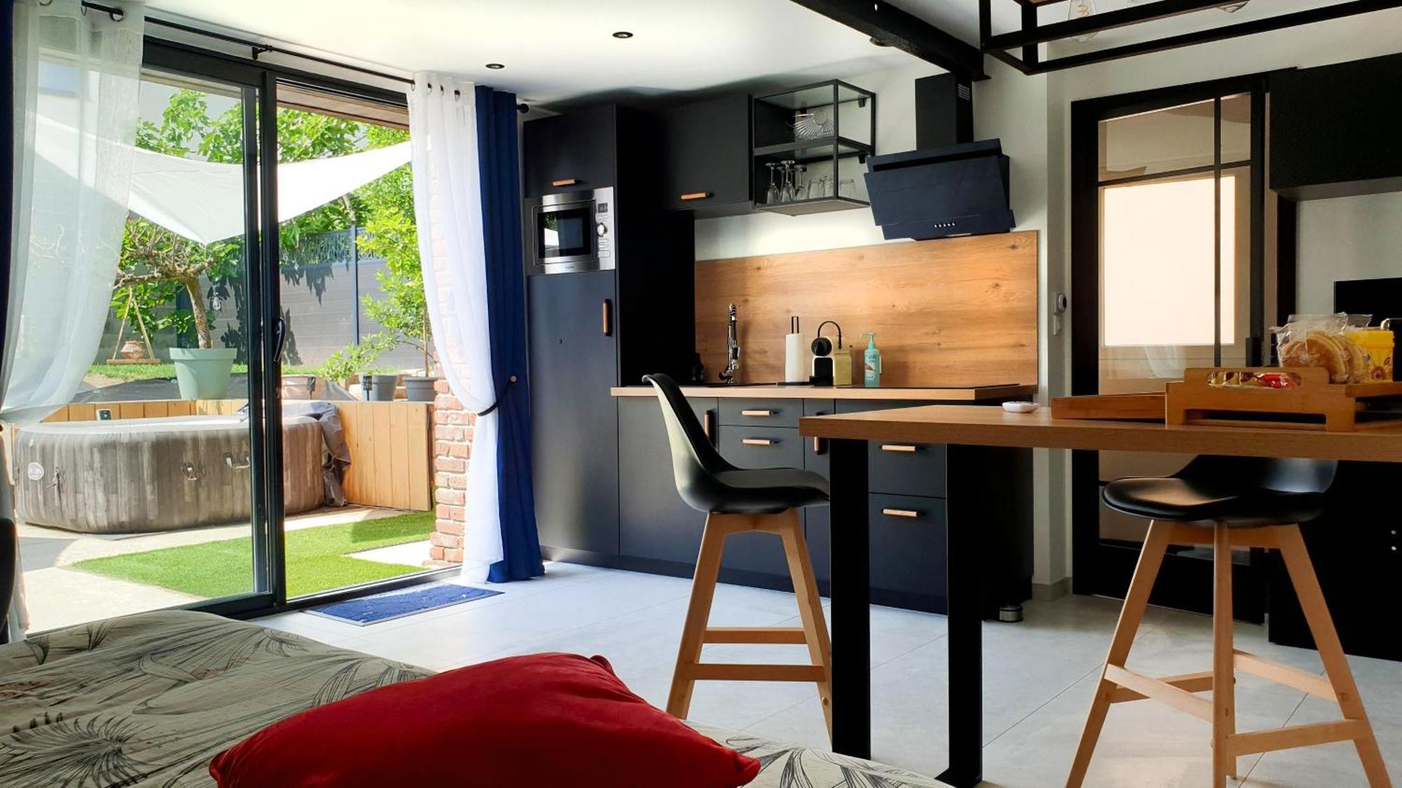 Gary Suite - Studio Cosy, Spa Et Jardin Privatif A 4 Min De Cambrai Awoingt المظهر الخارجي الصورة