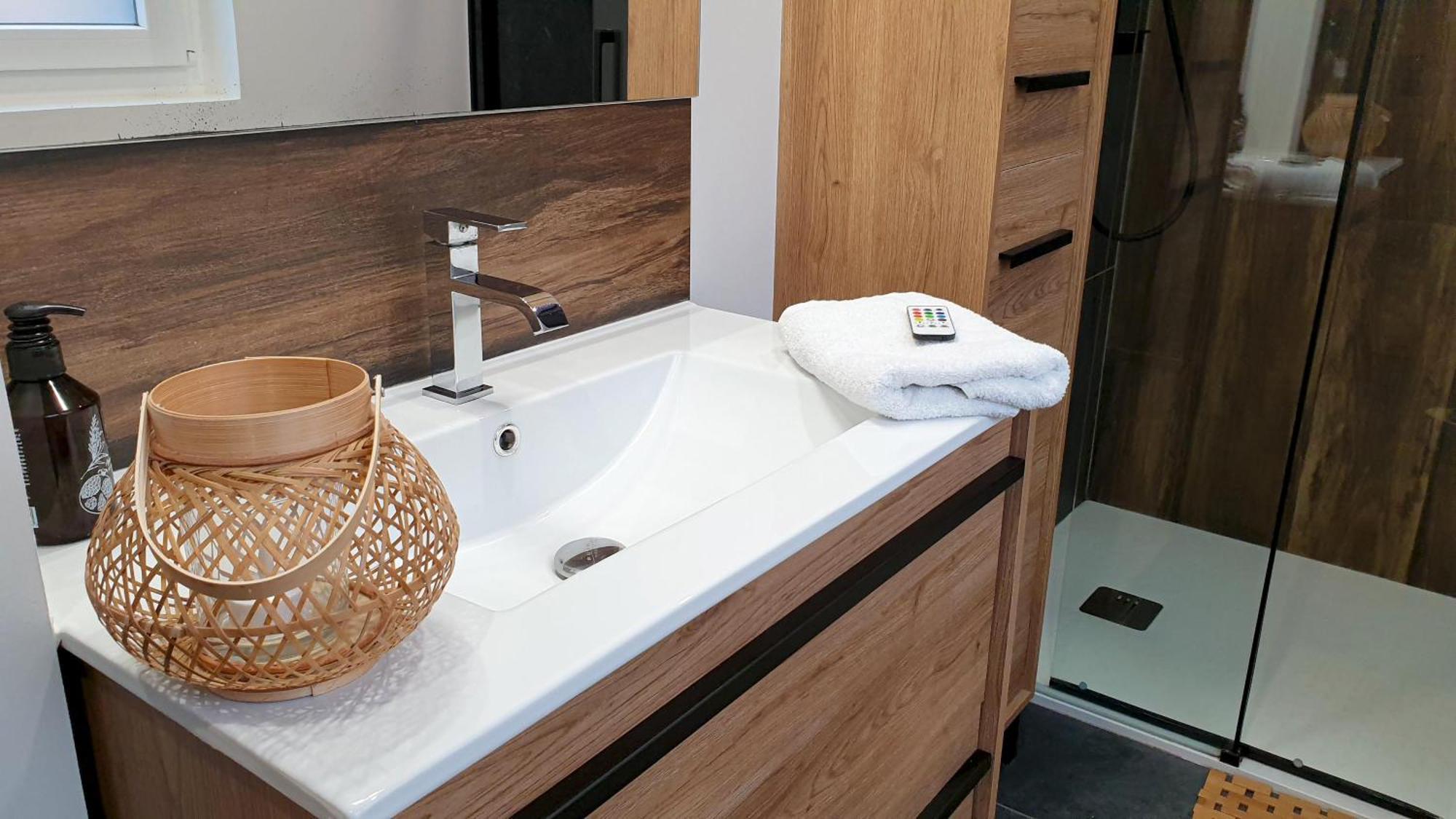 Gary Suite - Studio Cosy, Spa Et Jardin Privatif A 4 Min De Cambrai Awoingt المظهر الخارجي الصورة
